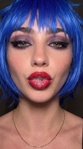 Full leaked Elizabrowne page private photo