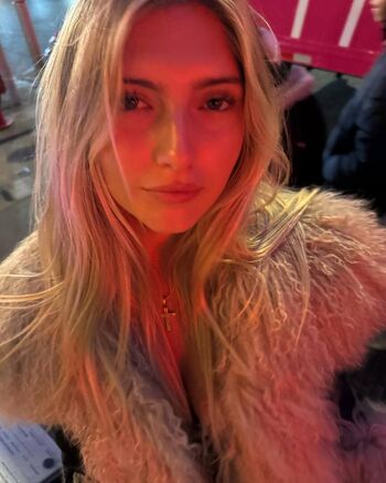 Full leaked Ella ailiff private photo