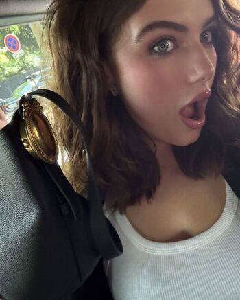 Full leaked Ella bright private photo