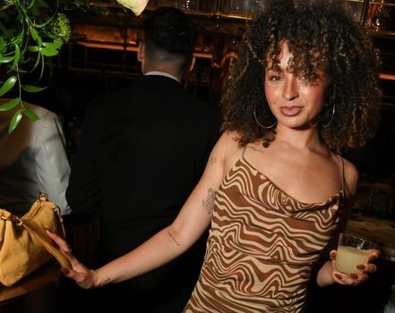 Full leaked Ella eyre private photo