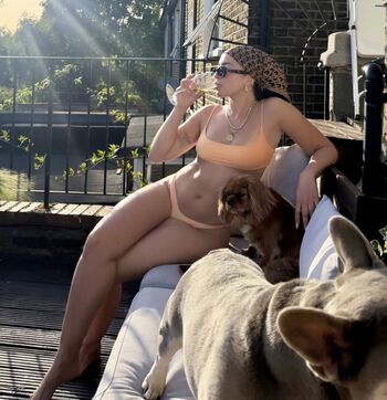 Full leaked Ella eyre private photo