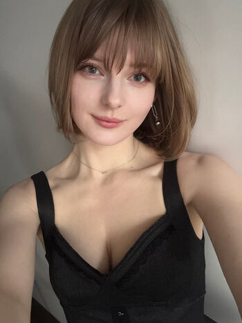 Ella Freya
