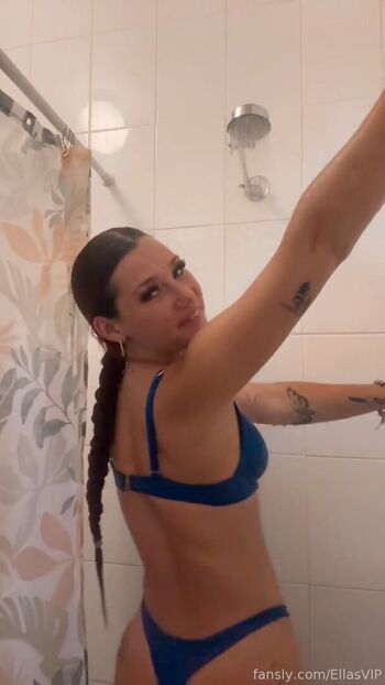 Full leaked Ella hanson page private photo