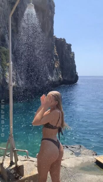Full leaked Ella kania page private photo