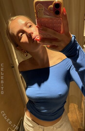 Full leaked Ella kania private photo