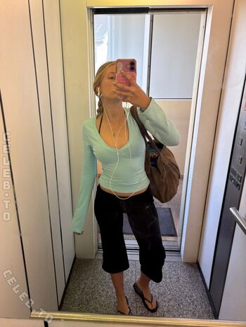 Full leaked Ella kania private photo