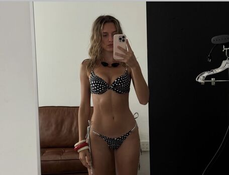 Full leaked Ella kernkamp private photo
