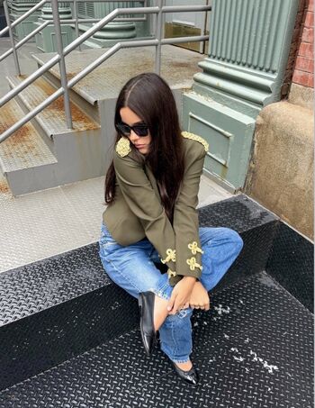 Full leaked Ella mendelsohn page private photo