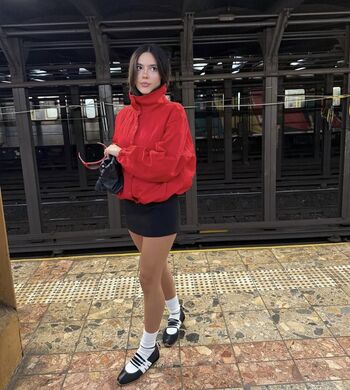 Full leaked Ella mendelsohn page private photo