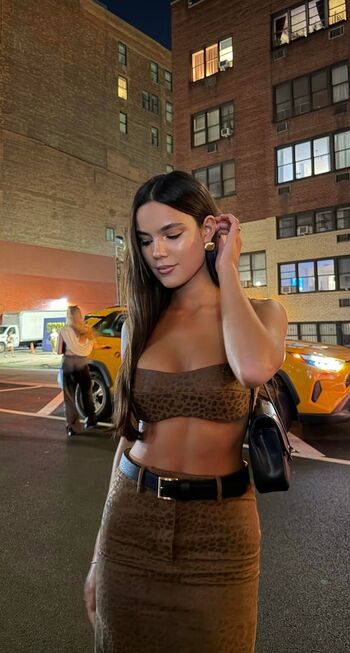 Full leaked Ella mendelsohn page private photo