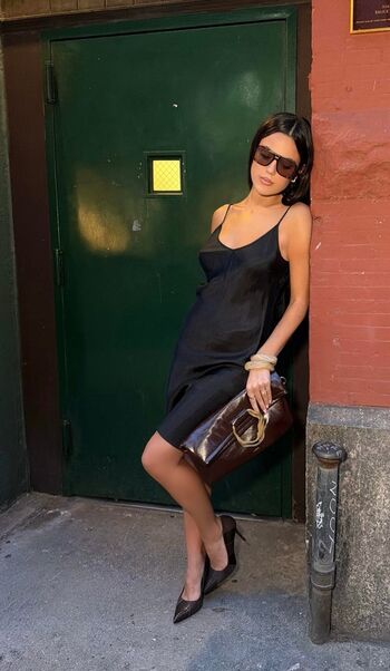 Full leaked Ella mendelsohn page private photo