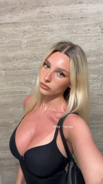 Full leaked Ella netzer page private photo