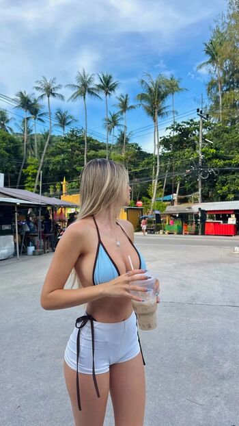 Full leaked Ella netzer page private photo