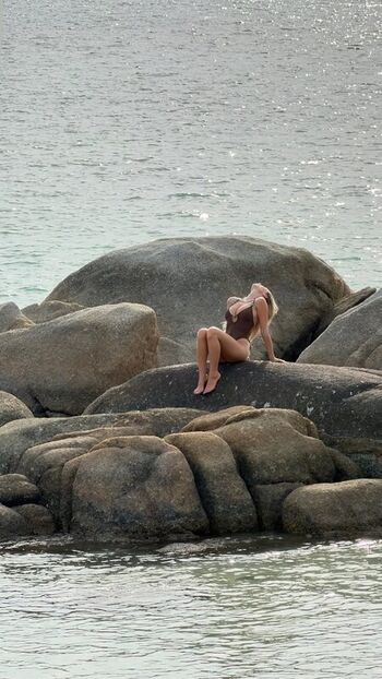 Full leaked Ella netzer private photo