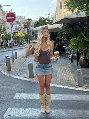 Full leaked Ella netzer page private photo