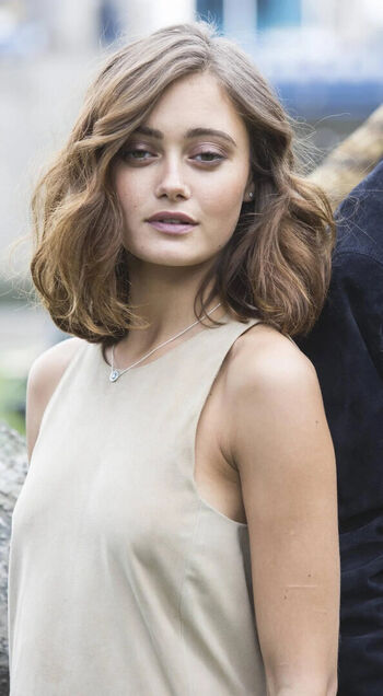 Full leaked Ella purnell page private photo