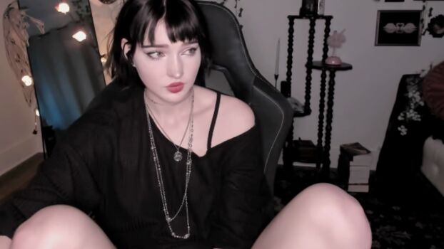 Full leaked Ella shitqost private photo