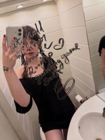 Full leaked Ella woolsey private photo