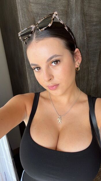 Full leaked Ellamidgley private onlyfans photo