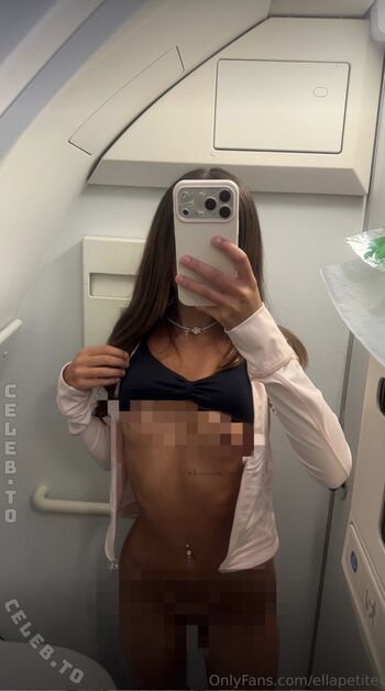 Full leaked Ellapetiteee private photo