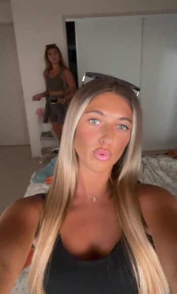 Full leaked Ellaxlongg private photo