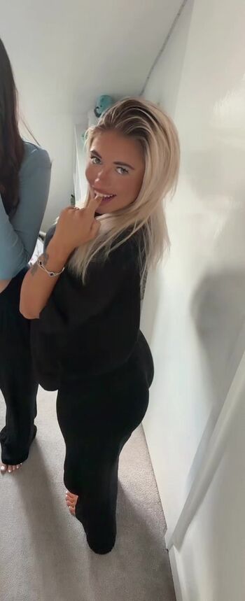 Full leaked Ellaxlongg private photo
