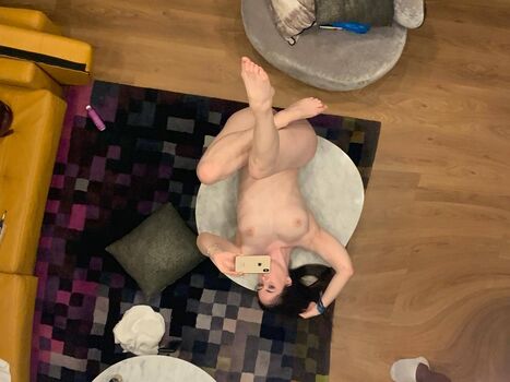 Full leaked Elle beth private photo