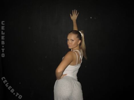Full leaked Elle botterill private photo