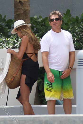 Full leaked Elle macpherson private onlyfans photo