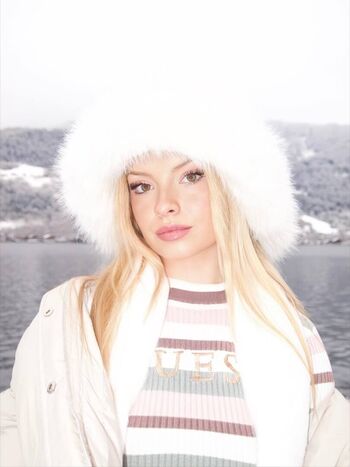 Full leaked Ellebotterill private photo