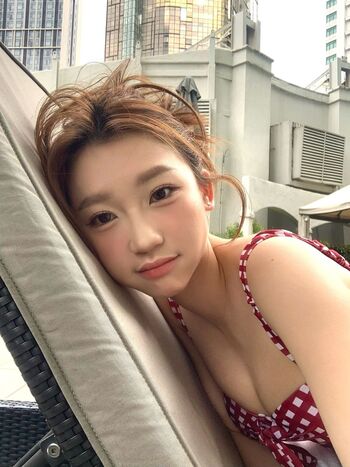 Full leaked Ellen tan page private photo