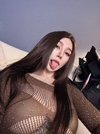 Full leaked Ellena ling private photo