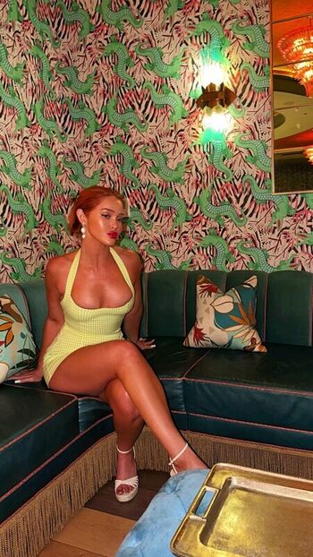 Full leaked Elley duhe private photo