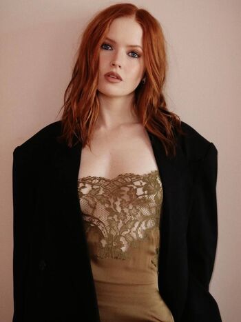 Full leaked Ellie bamber  page private photo