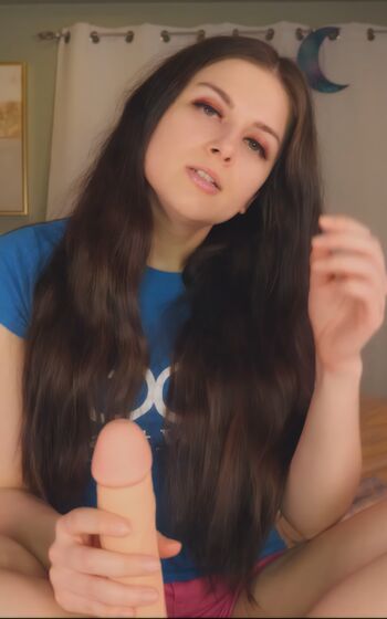 Full leaked Ellie idol private photo
