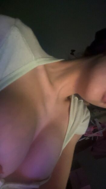 Full leaked Ellie liptrot private photo