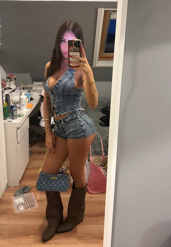 Full leaked Ellie rogers private photo