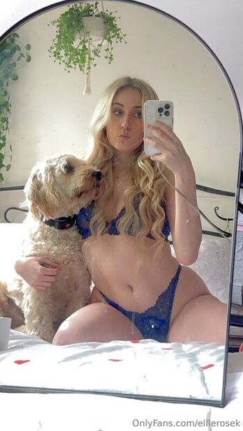 Full leaked Ellierosek private photo