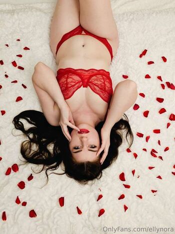 Full leaked Ellynora private photo