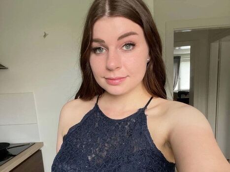 EllyNora