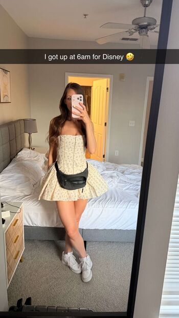 Full leaked Eloise head page private photo