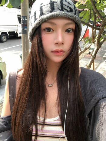 Full leaked Elyn leong page private photo