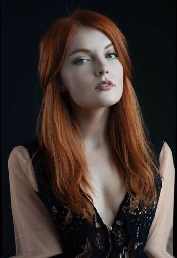 Full leaked Elyse dufour private photo
