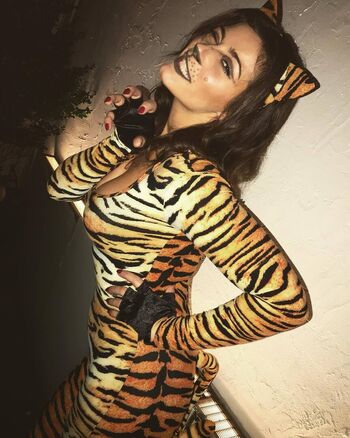 Full leaked Elysia rotaru private photo