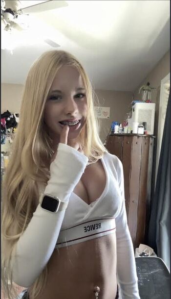 Full leaked Elyza young private photo
