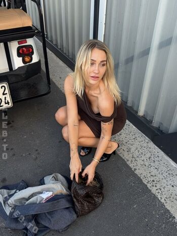 Full leaked Ema louise private photo