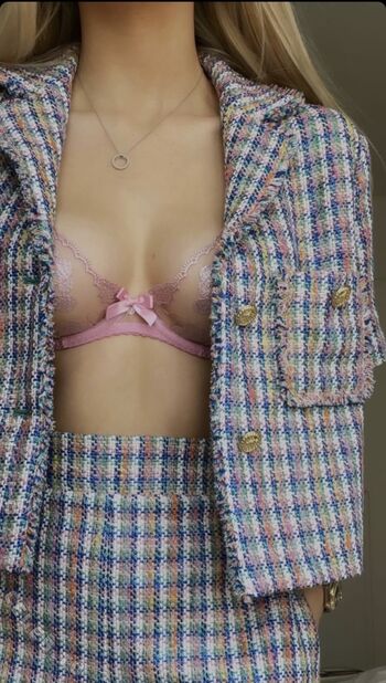 Full leaked Ema louise private photo