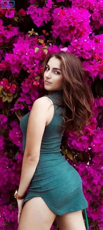 Full leaked Emelia hartford private photo