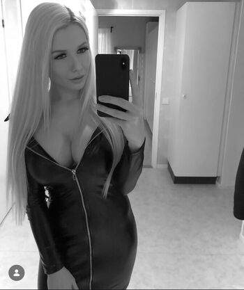 Full leaked Emeliiewillman private photo