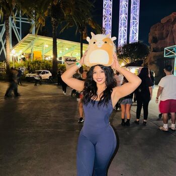 Full leaked Emi demi private photo